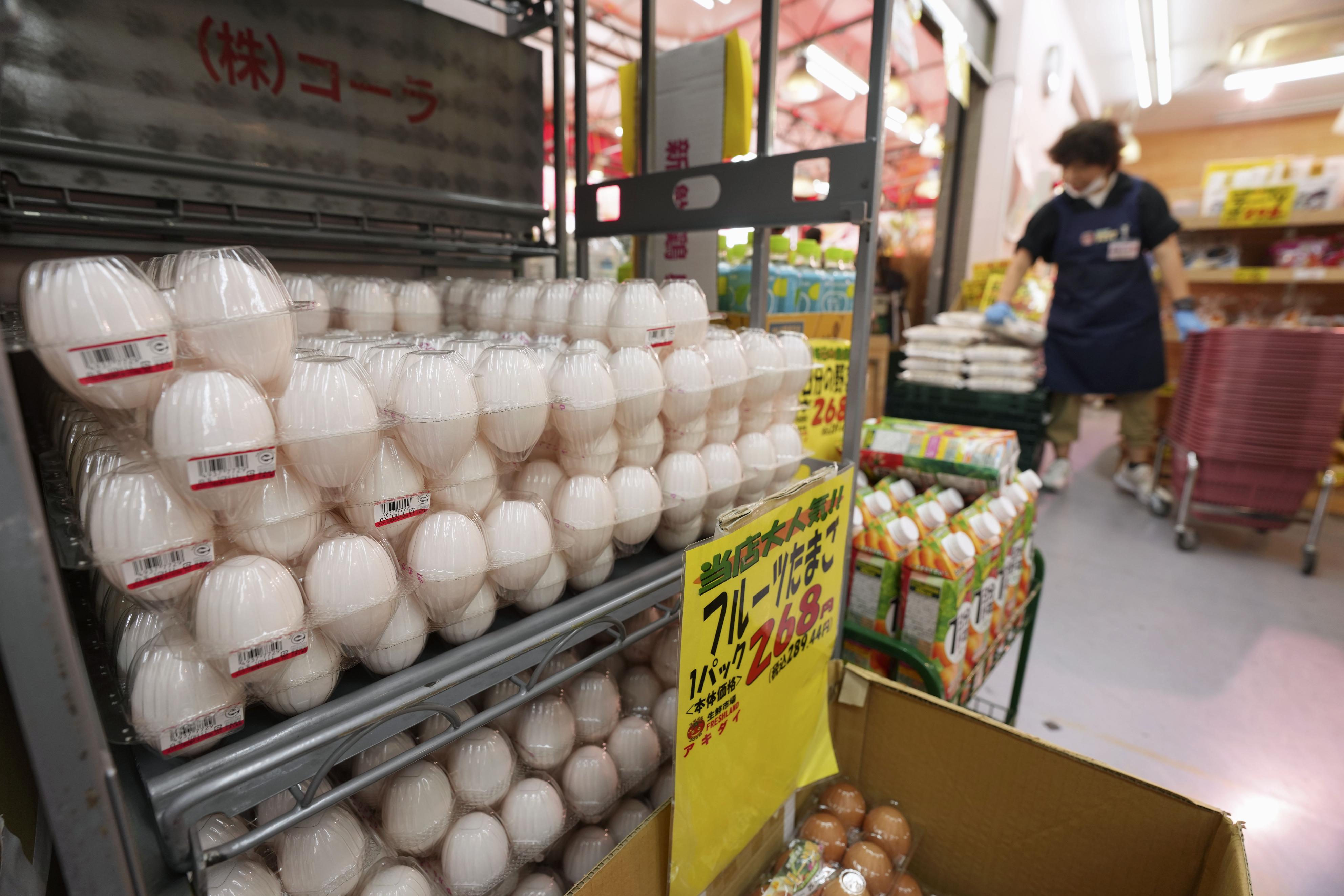 卵高値、前年の1.7倍に　鳥インフル回復遅れ、猛暑も